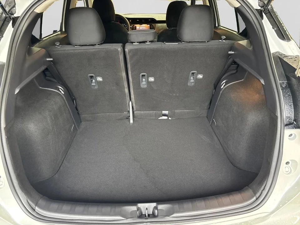 2024 Nissan Kicks - Image 11 of 12
