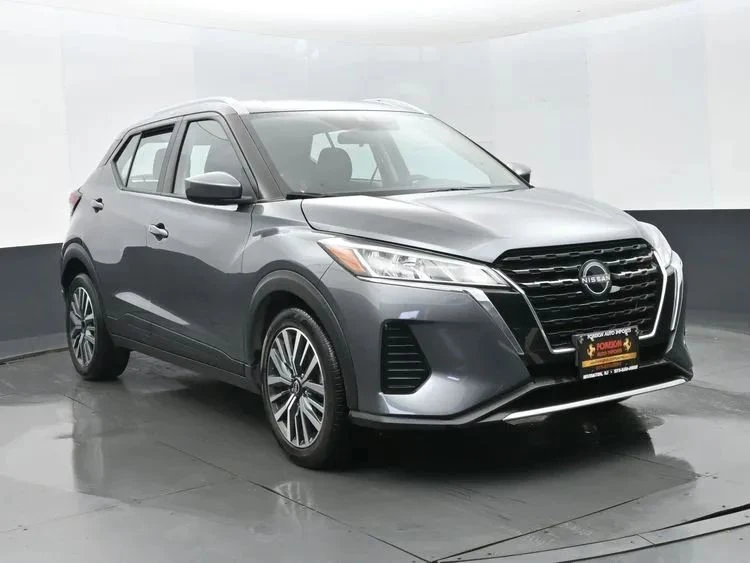 2024 Nissan Kicks - Image 2 of 12