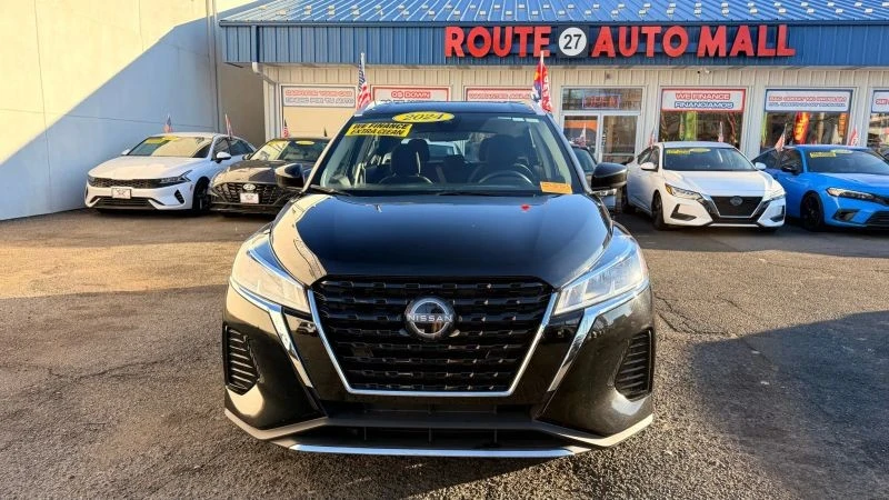 2024 Nissan Kicks - Image 3 of 12