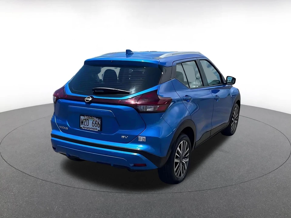 2024 Nissan Kicks - Image 17 of 31