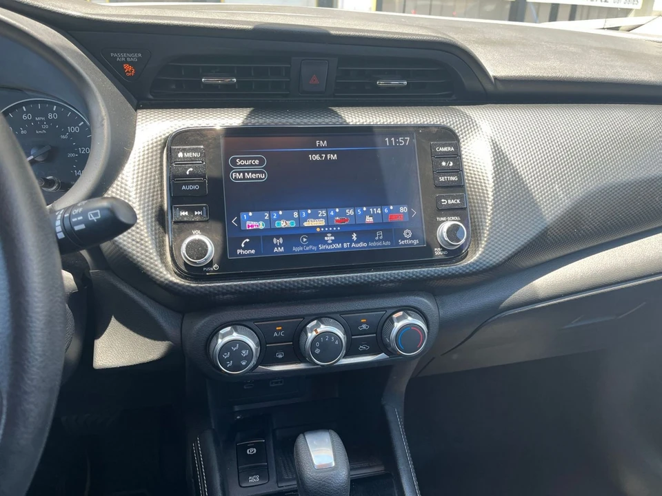 2024 Nissan Kicks - Image 19 of 31