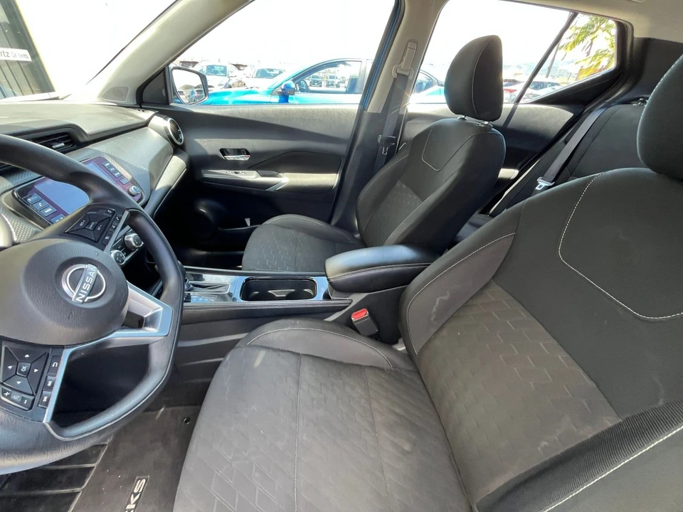2024 Nissan Kicks - Image 27 of 31