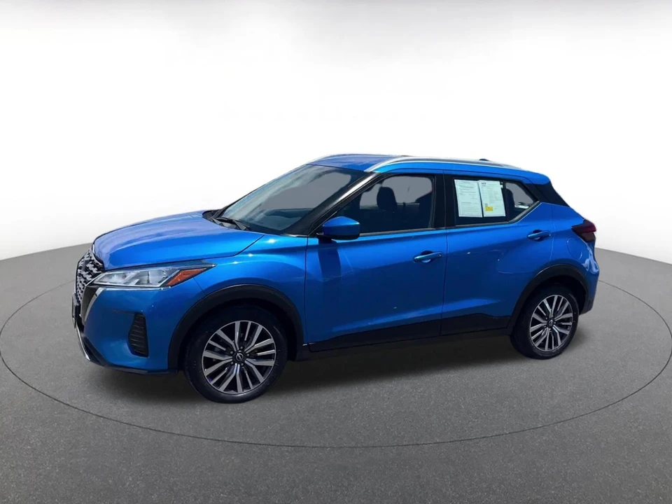2024 Nissan Kicks - Image 9 of 31
