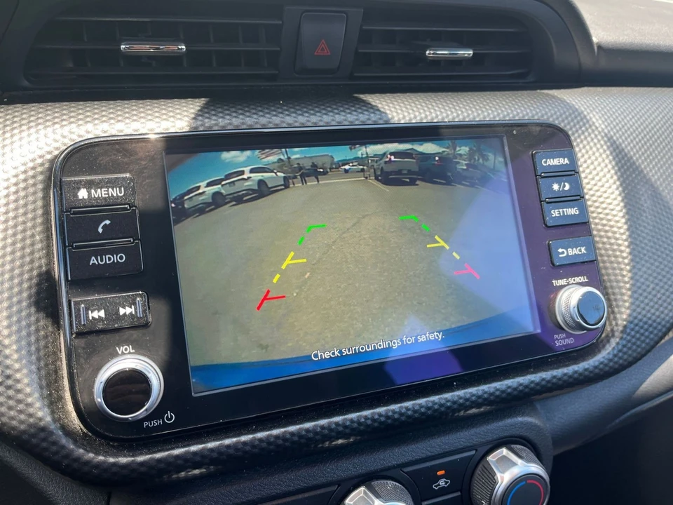 2024 Nissan Kicks - Image 24 of 31