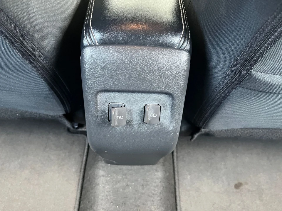 2024 Nissan Kicks - Image 21 of 31