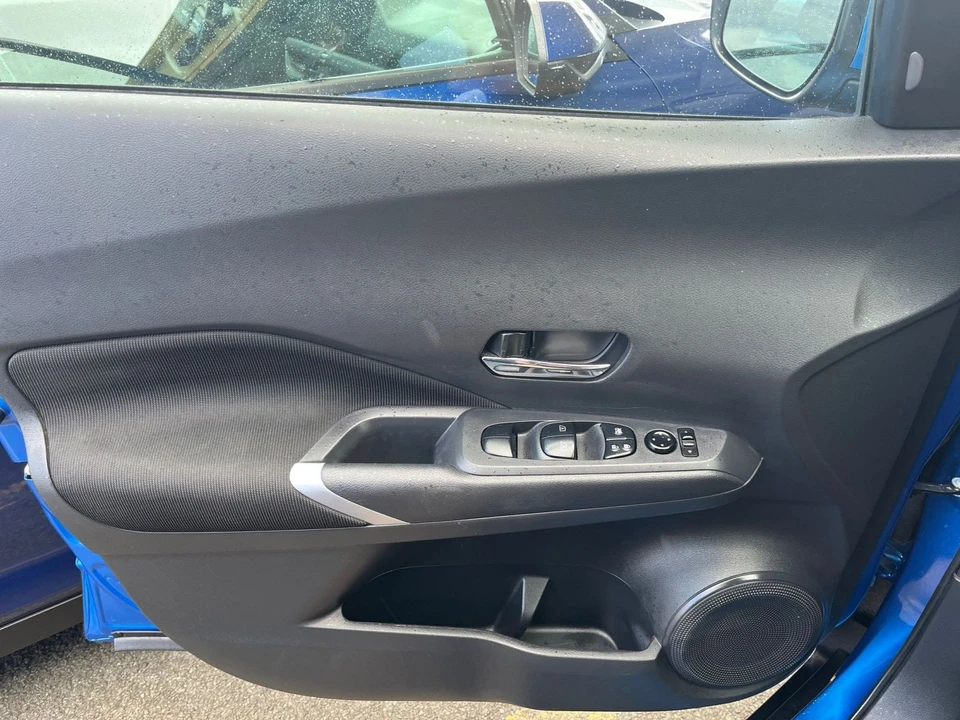 2024 Nissan Kicks - Image 17 of 31