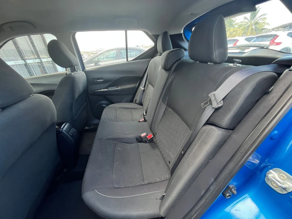 2024 Nissan Kicks - Image 23 of 31