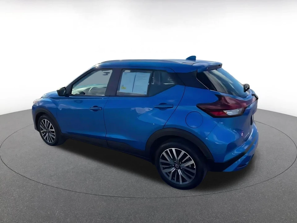 2024 Nissan Kicks - Image 11 of 31