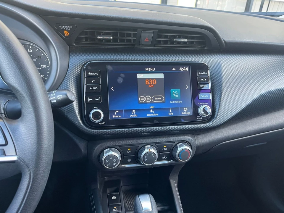2024 Nissan Kicks - Image 18 of 31