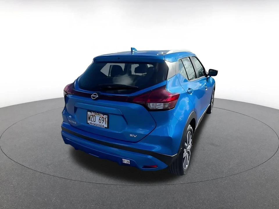 2024 Nissan Kicks - Image 15 of 31