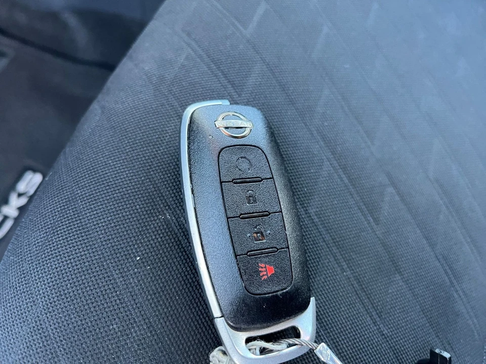 2024 Nissan Kicks - Image 22 of 31