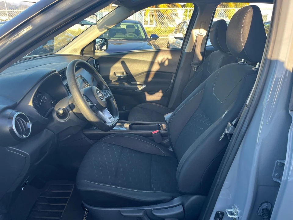 2024 Nissan Kicks - Image 21 of 31