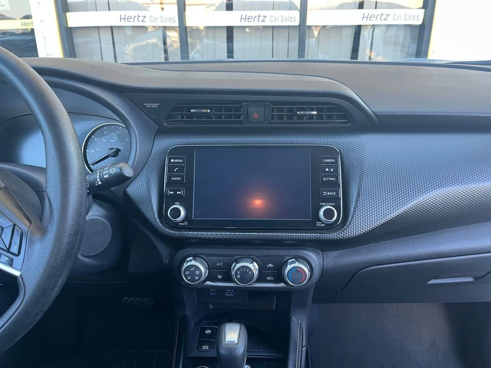 2024 Nissan Kicks - Image 14 of 31