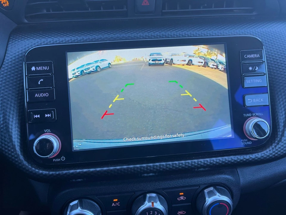2024 Nissan Kicks - Image 18 of 31
