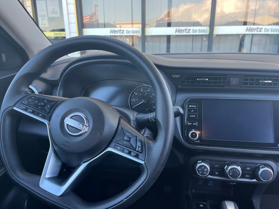 2024 Nissan Kicks - Image 28 of 31