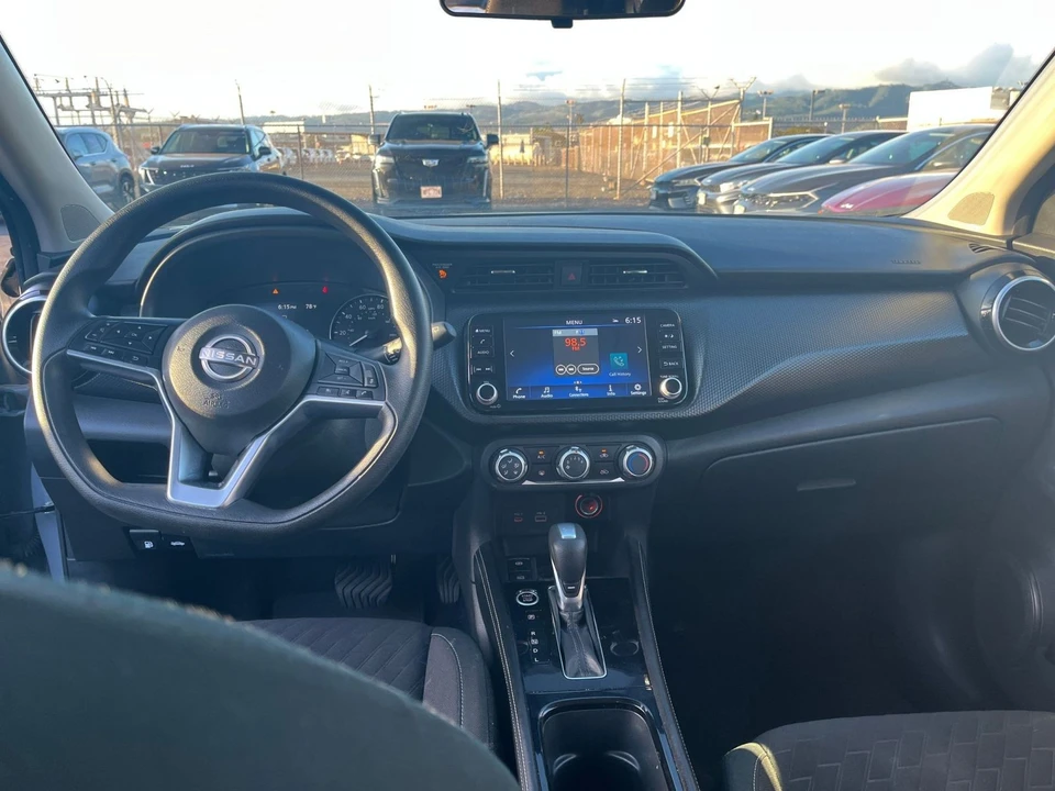 2024 Nissan Kicks - Image 27 of 31