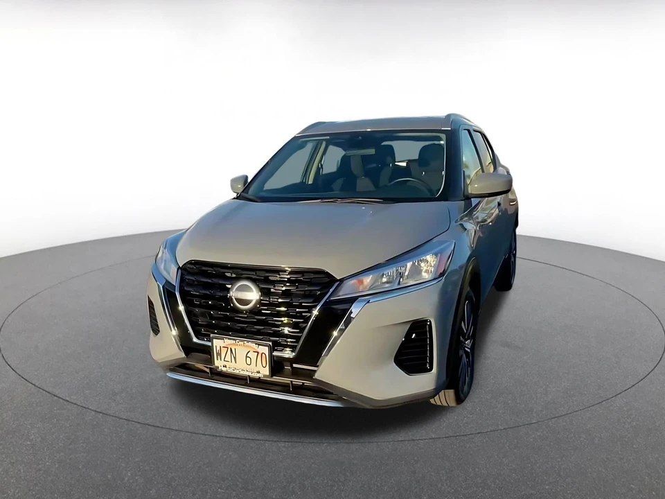 2024 Nissan Kicks - Image 5 of 31