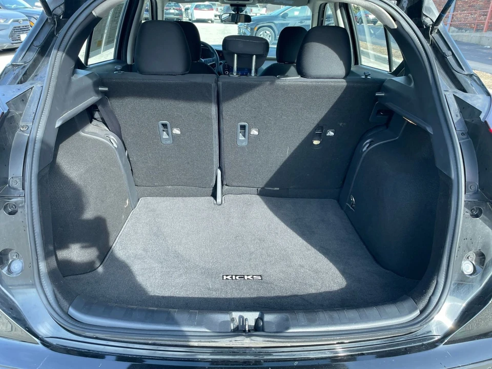 2024 Nissan Kicks - Image 25 of 31