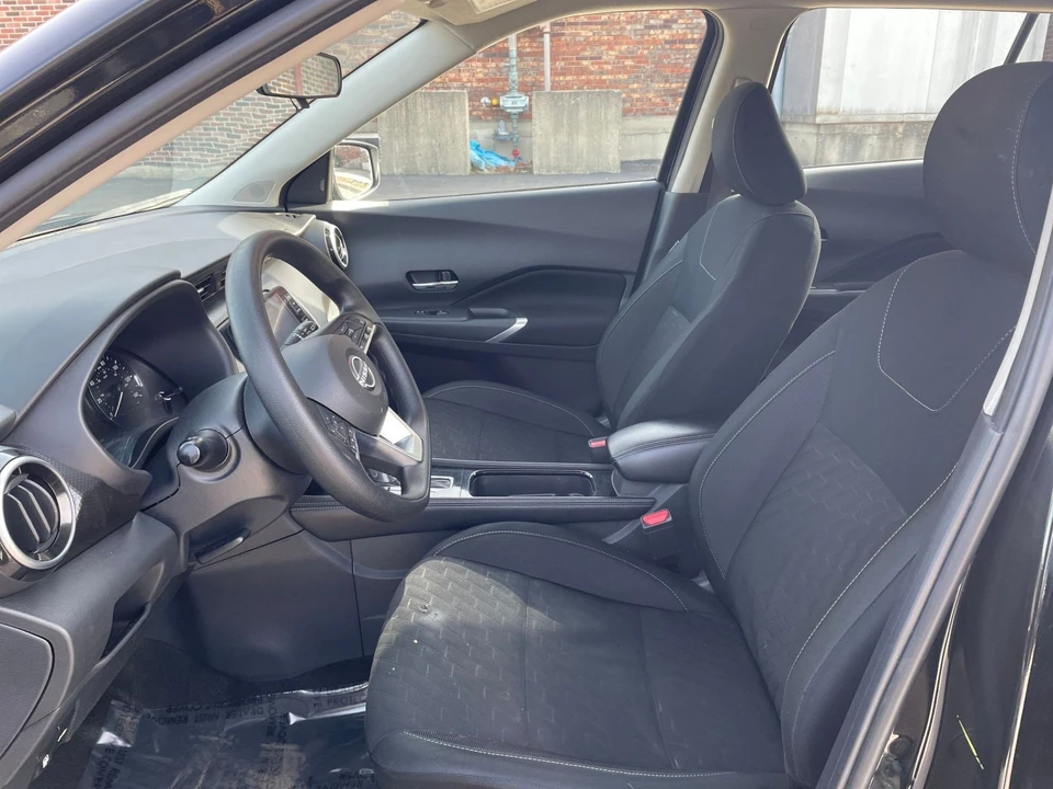 2024 Nissan Kicks - Image 21 of 31