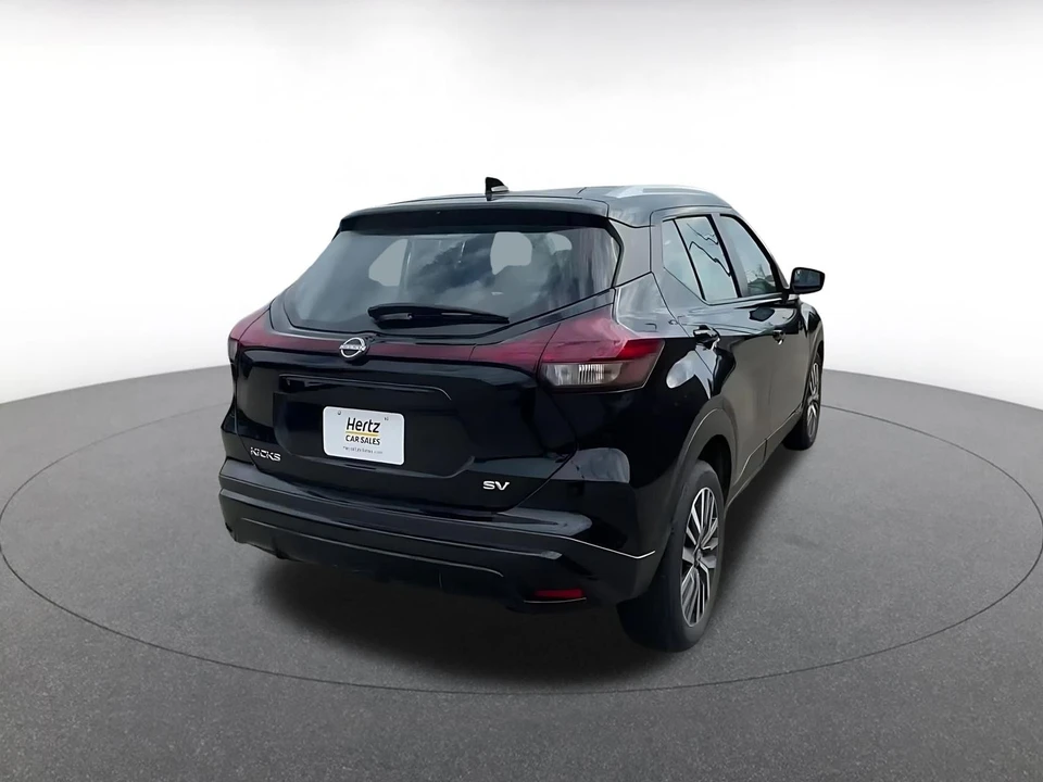 2024 Nissan Kicks - Image 11 of 31