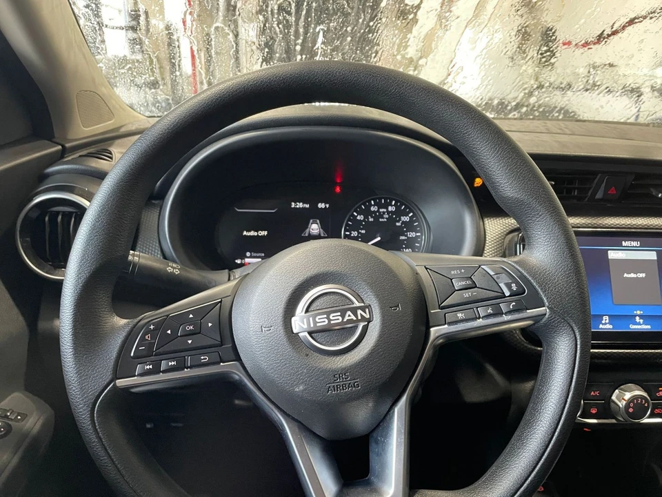 2024 Nissan Kicks - Image 28 of 31