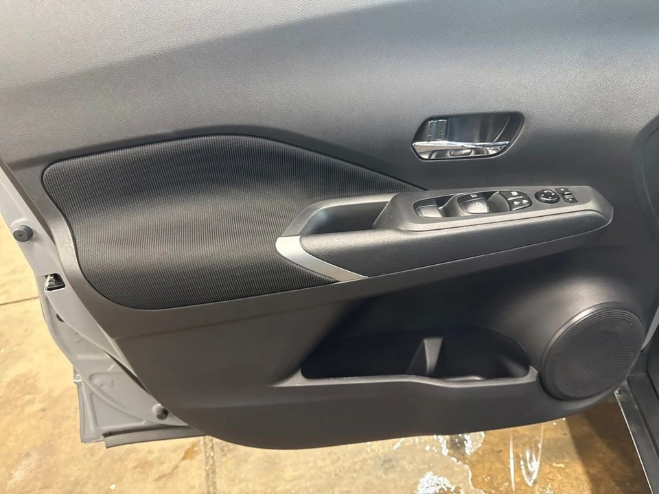 2024 Nissan Kicks - Image 12 of 12