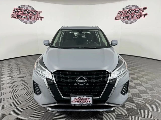 2024 Nissan Kicks - Image 2 of 21