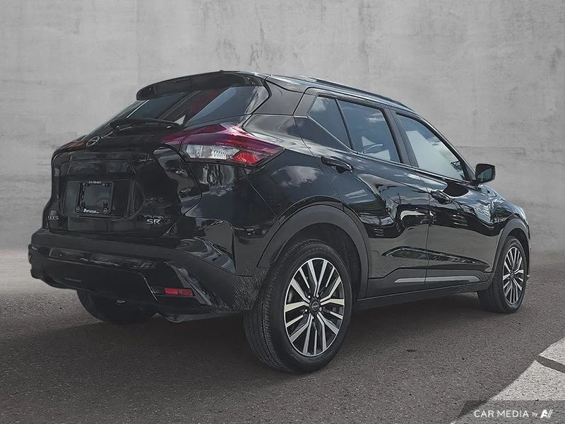 2024 Nissan Kicks - Image 2 of 19