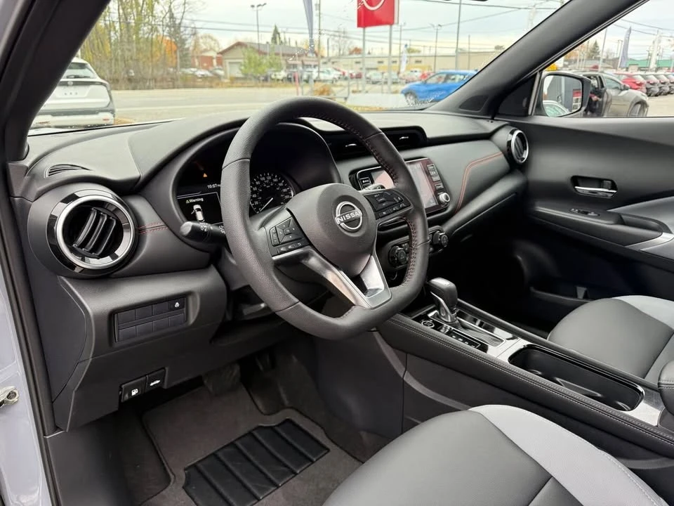 2024 Nissan Kicks - Image 9 of 18