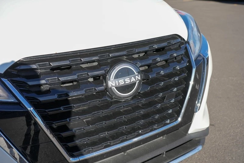 2024 Nissan Kicks - Image 9 of 18