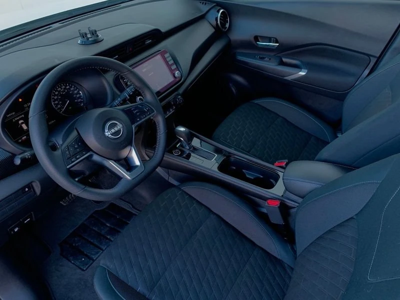 2024 Nissan Kicks - Image 8 of 20