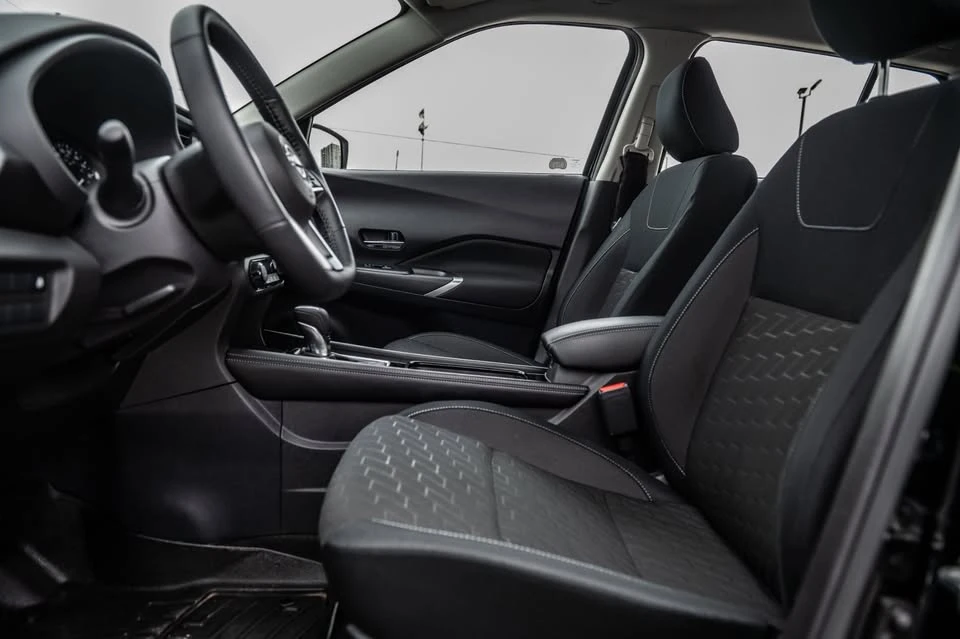 2024 Nissan Kicks - Image 16 of 19