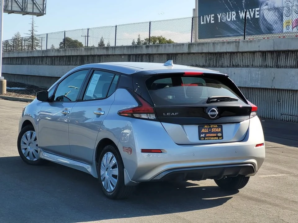 2024 Nissan Leaf - Image 4 of 16