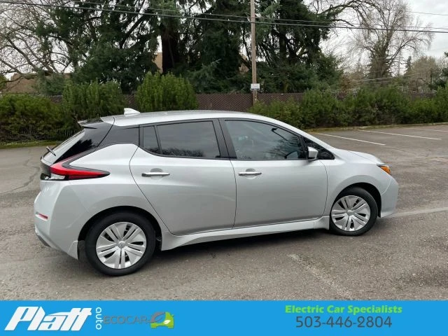 2024 Nissan Leaf - Image 12 of 12