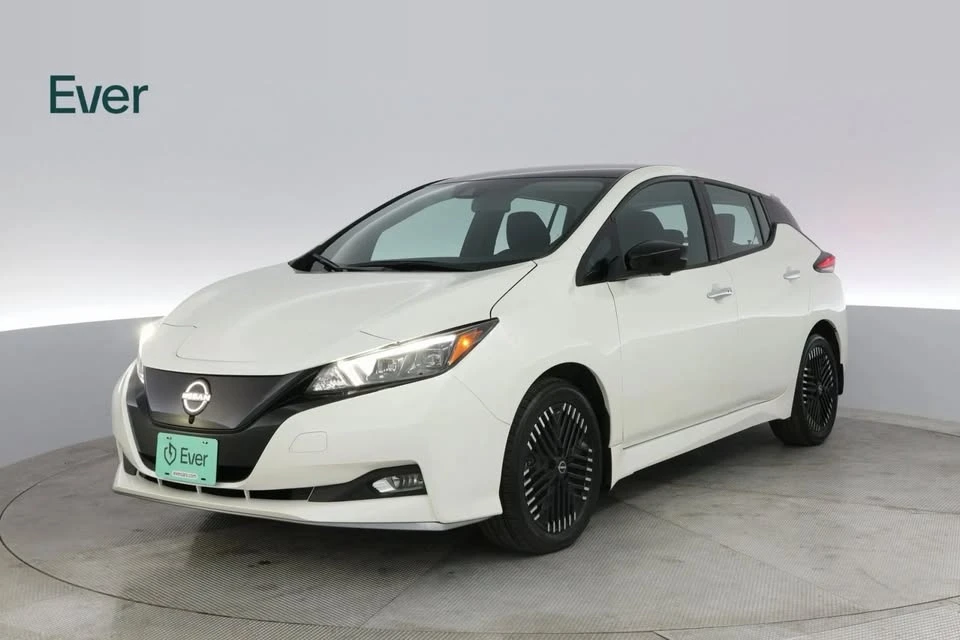 2024 Nissan Leaf - Image 2 of 20