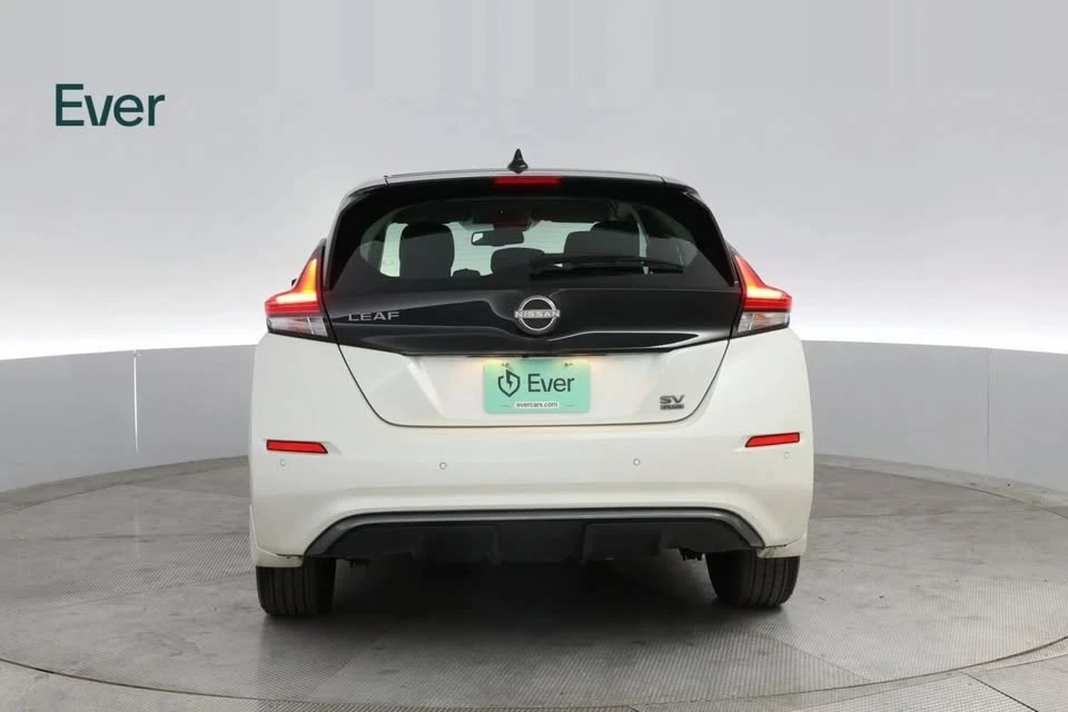 2024 Nissan Leaf - Image 13 of 20
