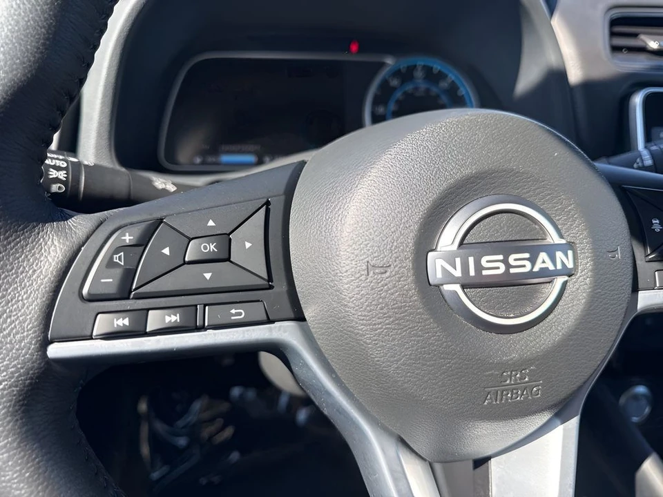 2024 Nissan Leaf - Image 14 of 21