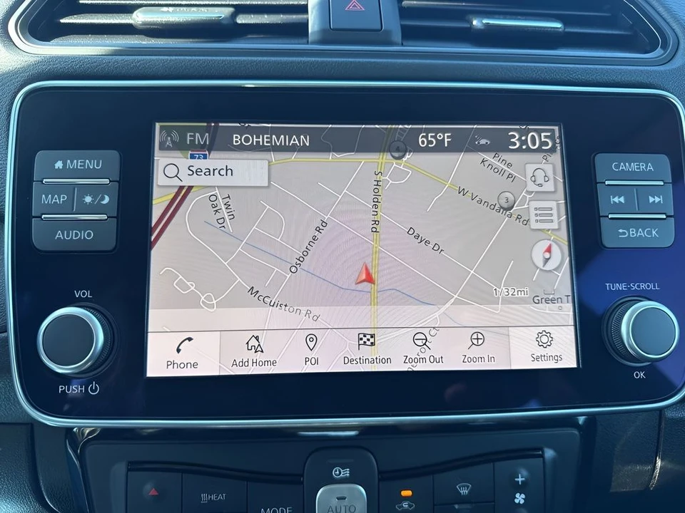 2024 Nissan Leaf - Image 19 of 21