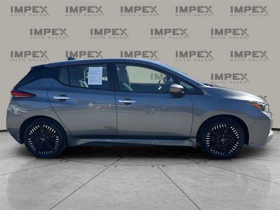 2024 Nissan Leaf - Image 6 of 12
