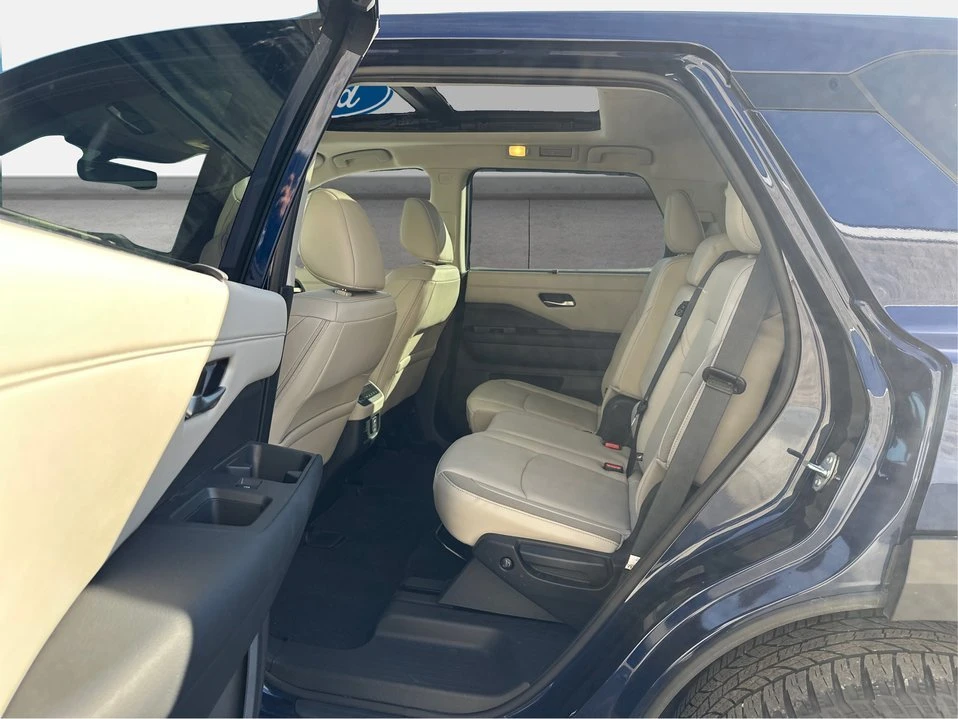 2024 Nissan Pathfinder 5th Gen - Image 8 of 18