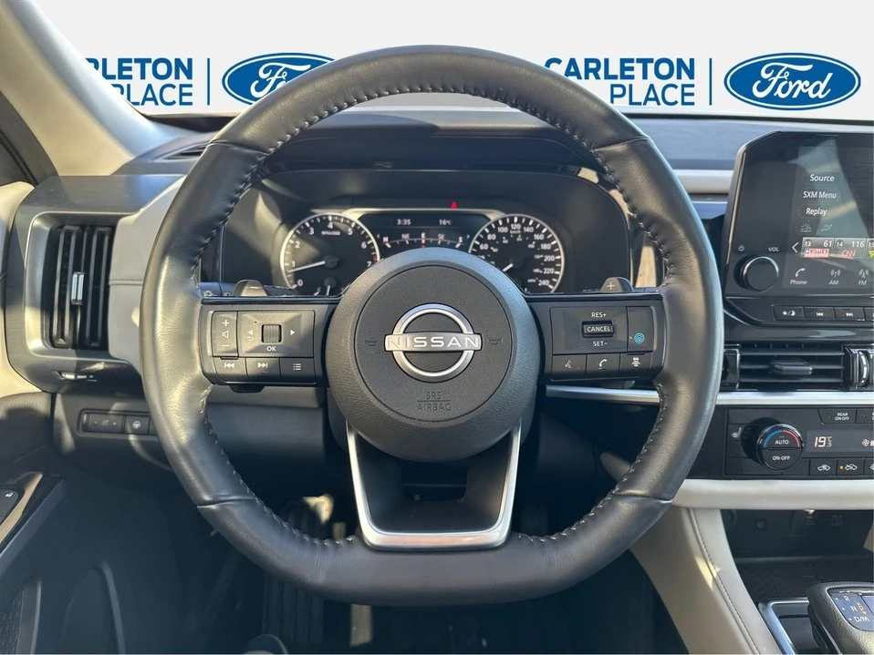 2024 Nissan Pathfinder 5th Gen - Image 17 of 18