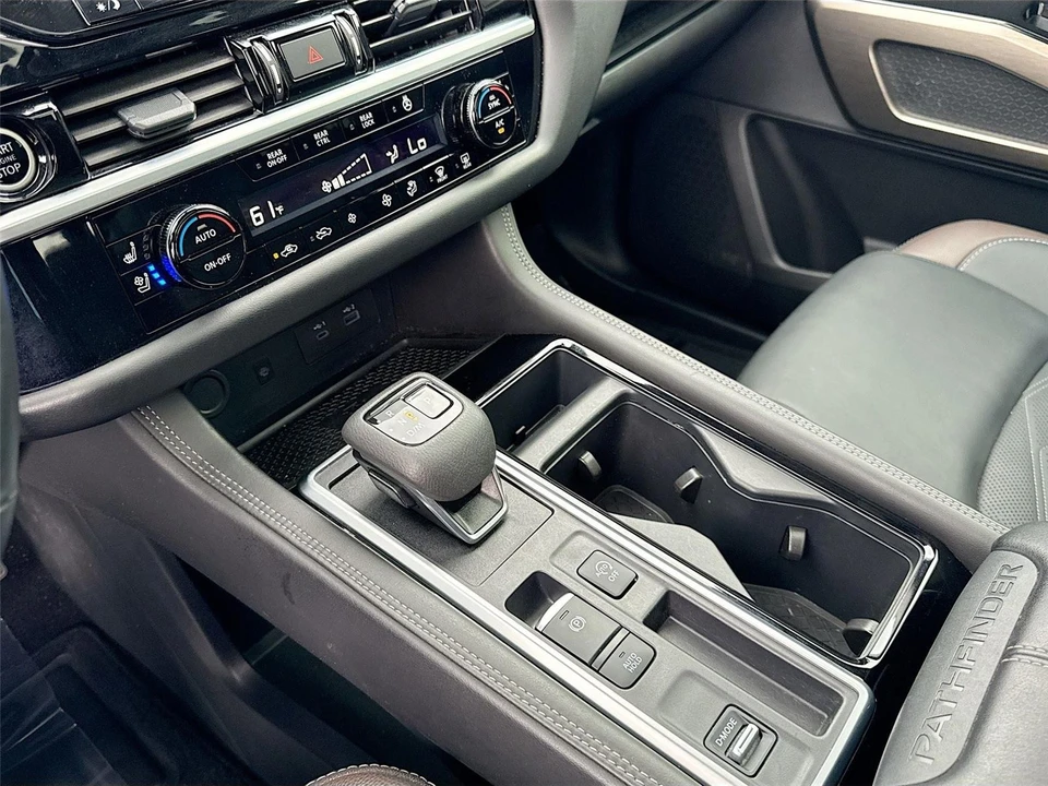 2024 Nissan Pathfinder 5th Gen - Image 14 of 21