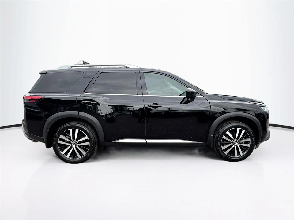 2024 Nissan Pathfinder 5th Gen - Image 8 of 21