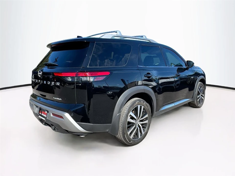 2024 Nissan Pathfinder 5th Gen - Image 14 of 16