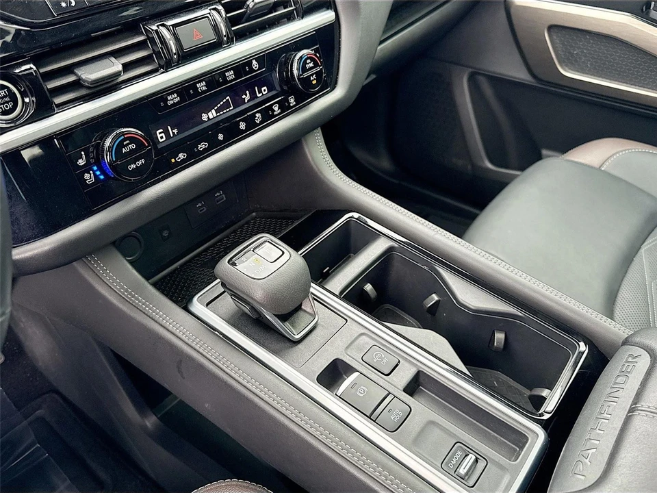 2024 Nissan Pathfinder 5th Gen - Image 14 of 21