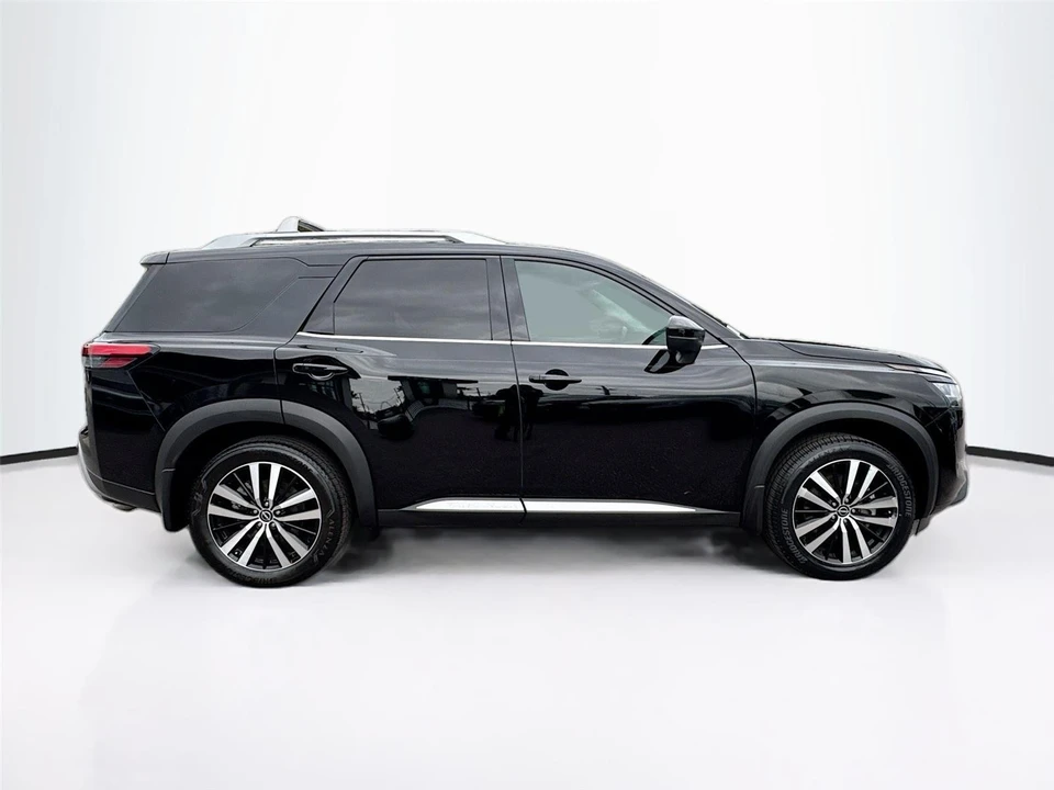 2024 Nissan Pathfinder 5th Gen - Image 8 of 21