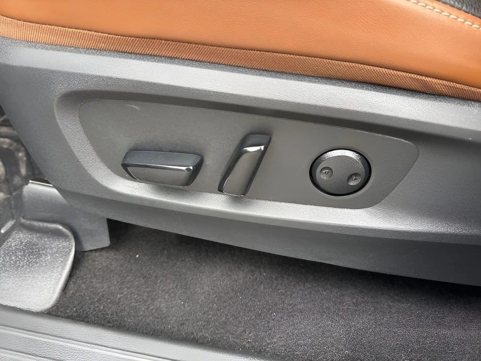 2024 Nissan Pathfinder 5th Gen - Image 10 of 21