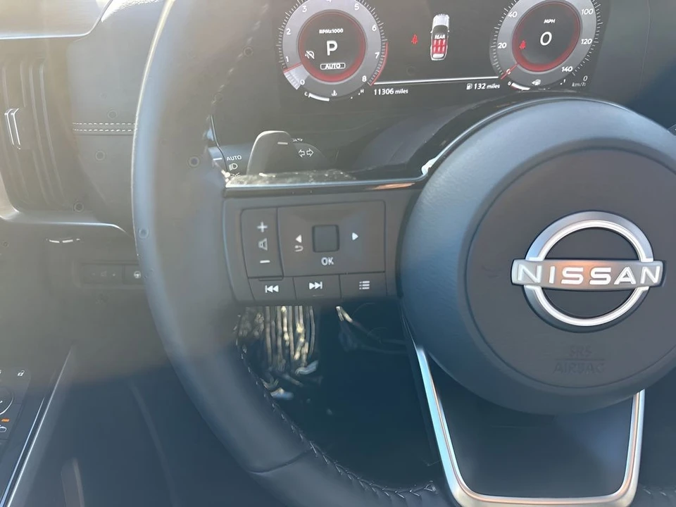 2024 Nissan Pathfinder 5th Gen - Image 17 of 21