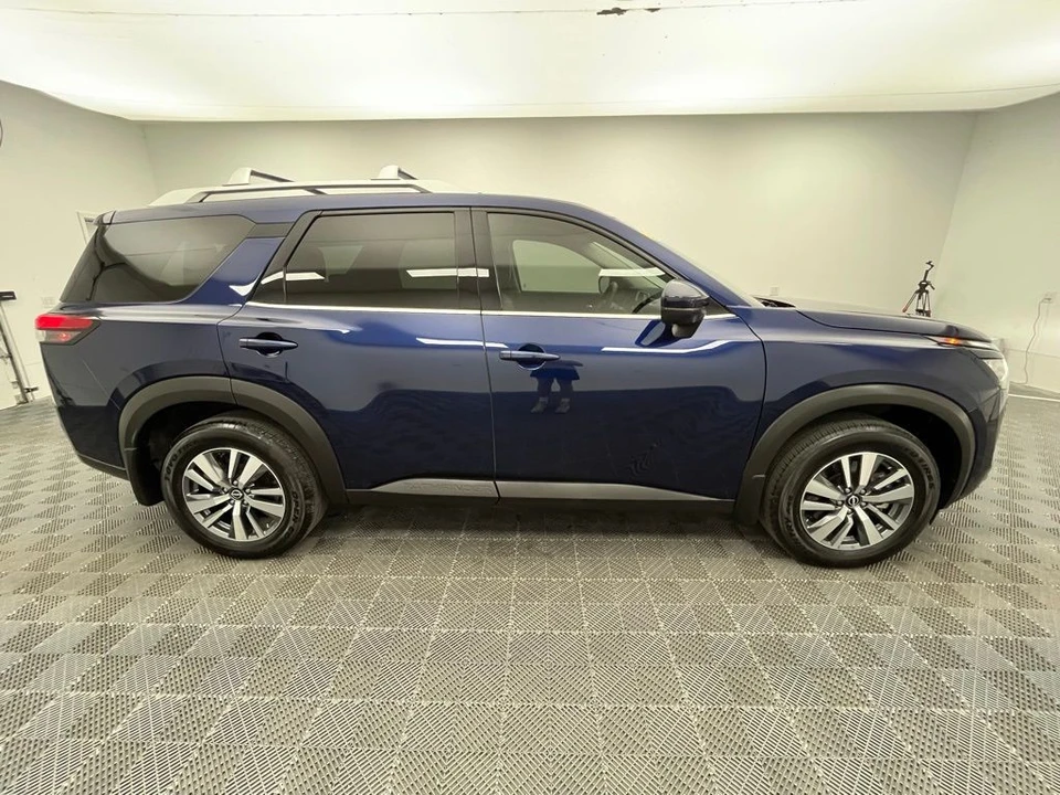 2024 Nissan Pathfinder 5th Gen - Image 10 of 12