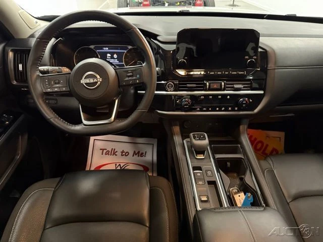 2024 Nissan Pathfinder 5th Gen - Image 20 of 21